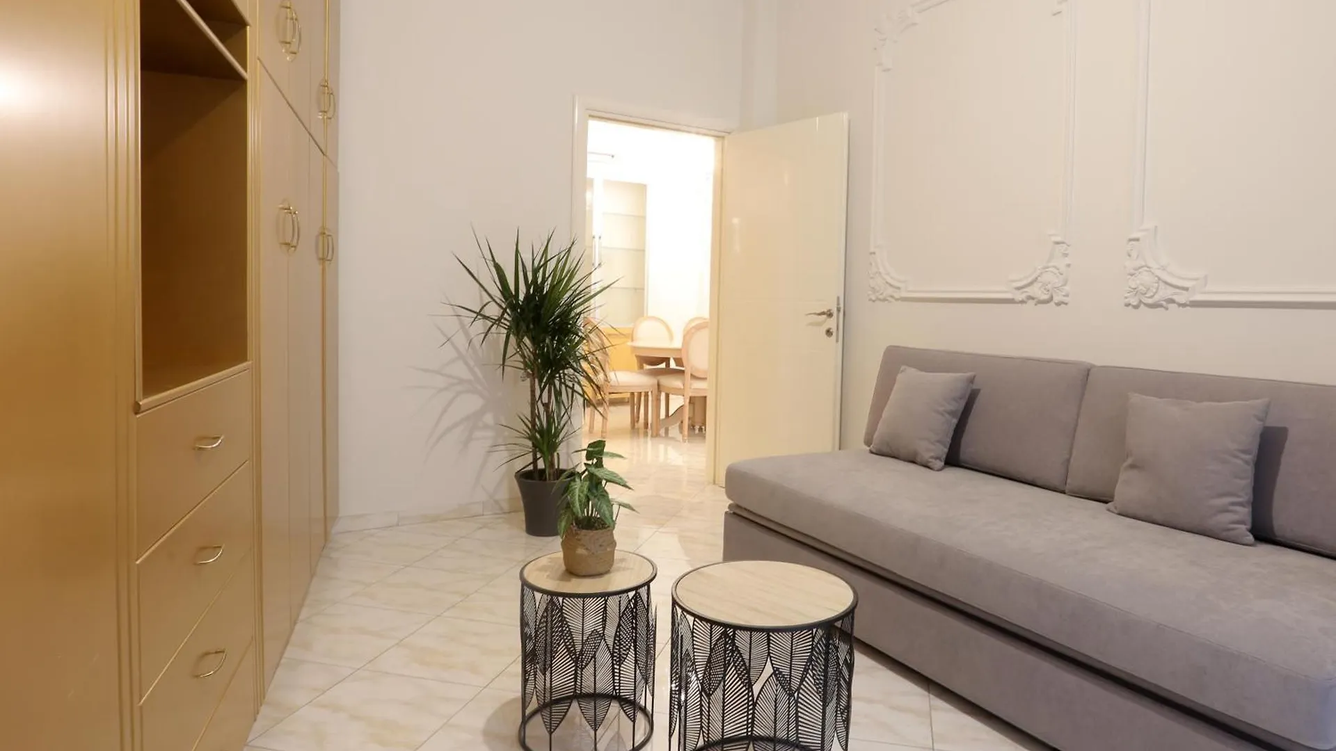White Tower Family Apartment With Jacuzzi - Perfect Hospitality Salonicco